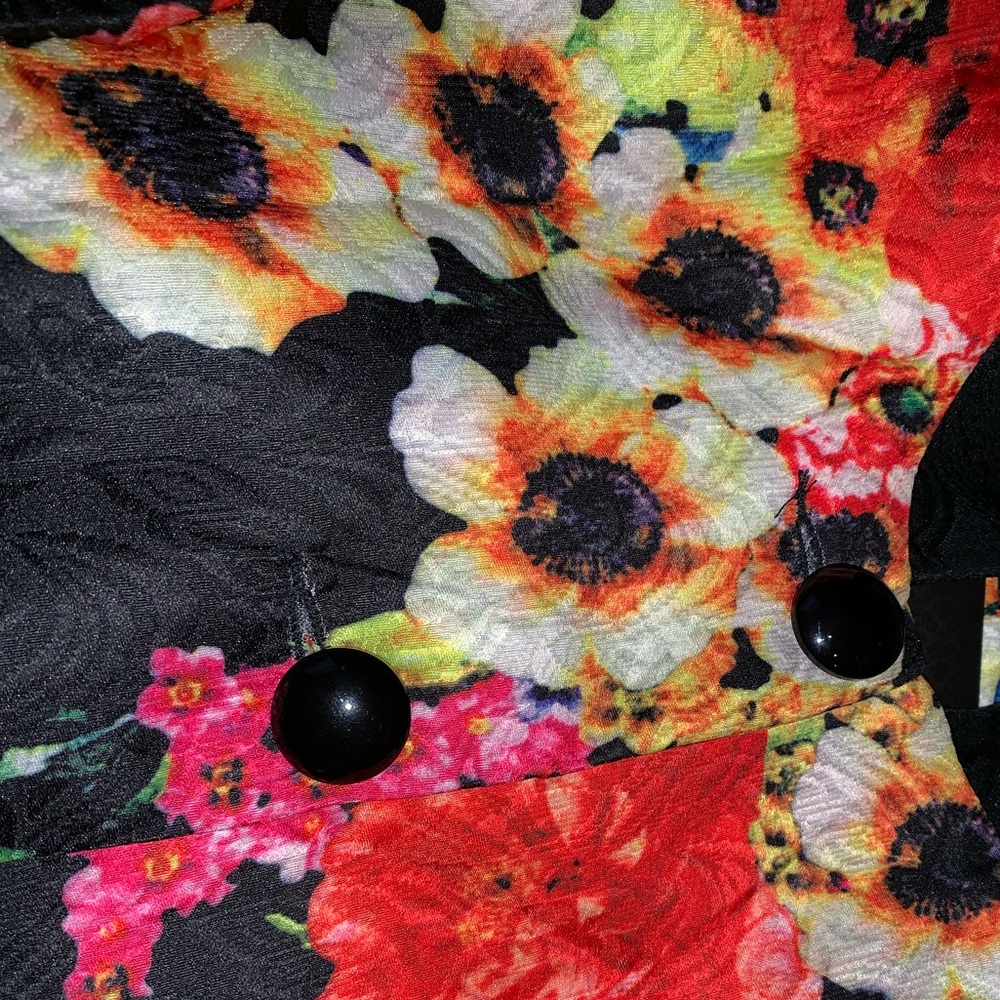 The Larke Floral Brocade Lightweight Jacket - Picture 8 of 8
